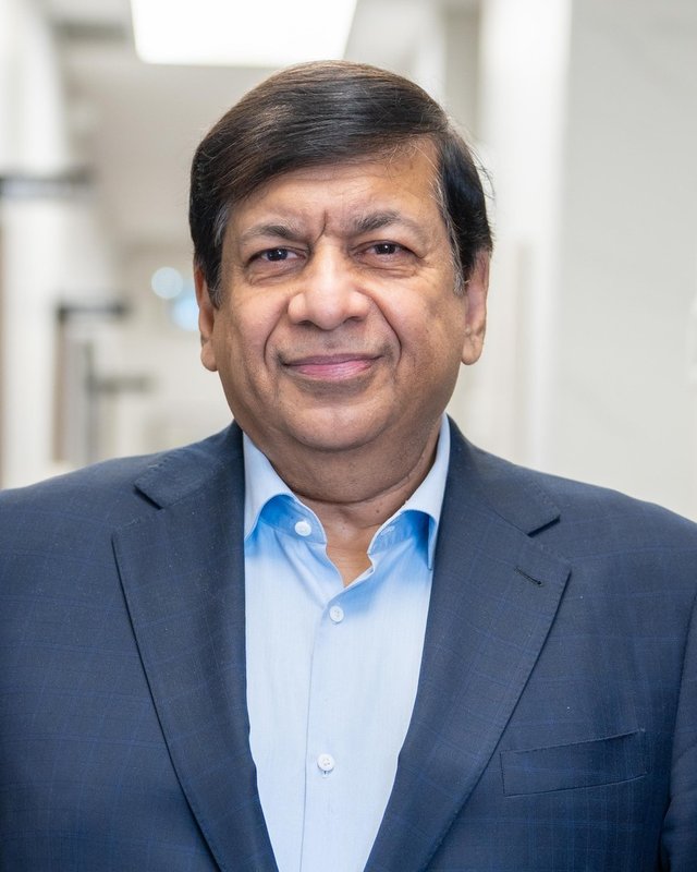 Dr. Karim Merali Murji